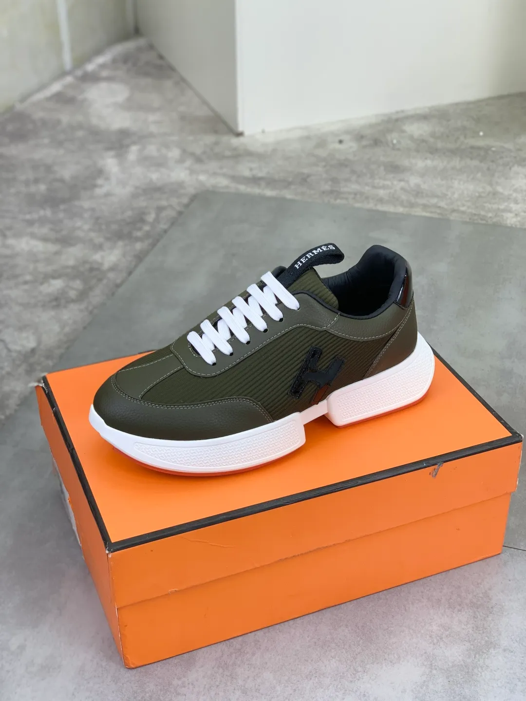 Men's men's shoes P460 new style [HERMES] Hermès - High-end quality original order - Upper: 🔝Nappa calfskin, sewn brand 'H' totem - Inner: water-dyed cowhide - Outsole: ultra-light TPU foam; molded outsole - Ultra-high quality control·Fine workmanship: highlighted (high-end·nobility·grade) -Size: 38-44 (45 can be customized)·